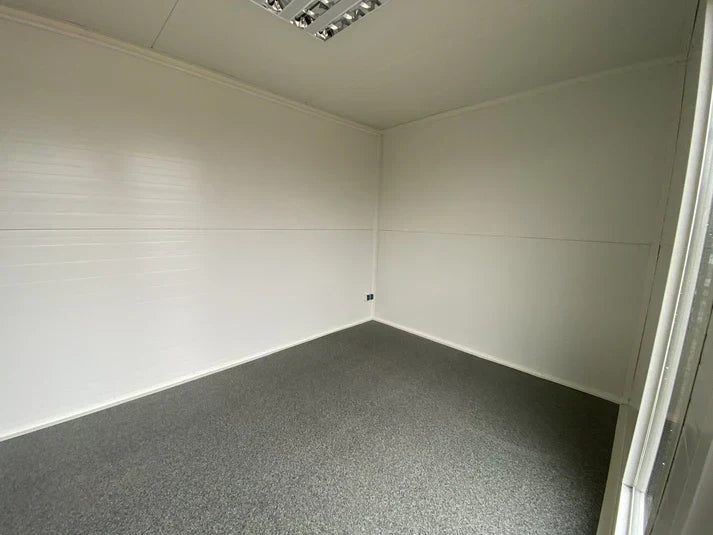 contenedor oficina 6X2,83 metros con 2 ventanas