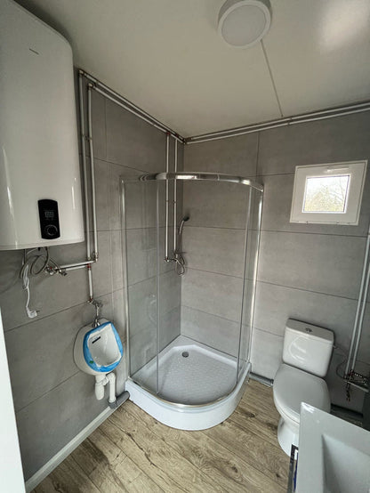 contenedor habitable de 8,0 x 3,0 metros