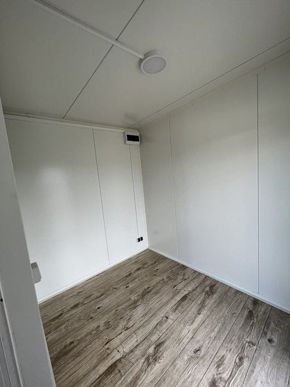 contenedor habitable de 8,0 x 3,0 metros