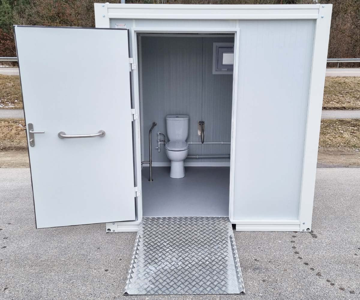 Aseo accesible - contenedor de WC con rampa - sin barreras